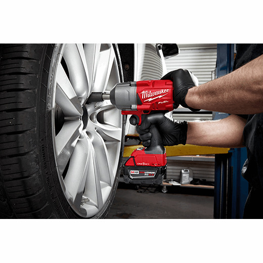 2769-22 - M18 FUEL™ 1/2" Ext. Anvil Controlled Torque Impact Wrench w/ ONE-KEY™